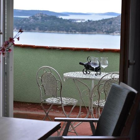 Moonshine Apartment With Magnificent View Sibenik Exterior photo